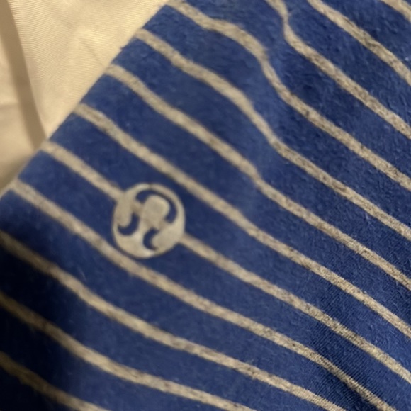 lululemon reversible long sleeve shirt. Great for layering! - Picture 2 of 4